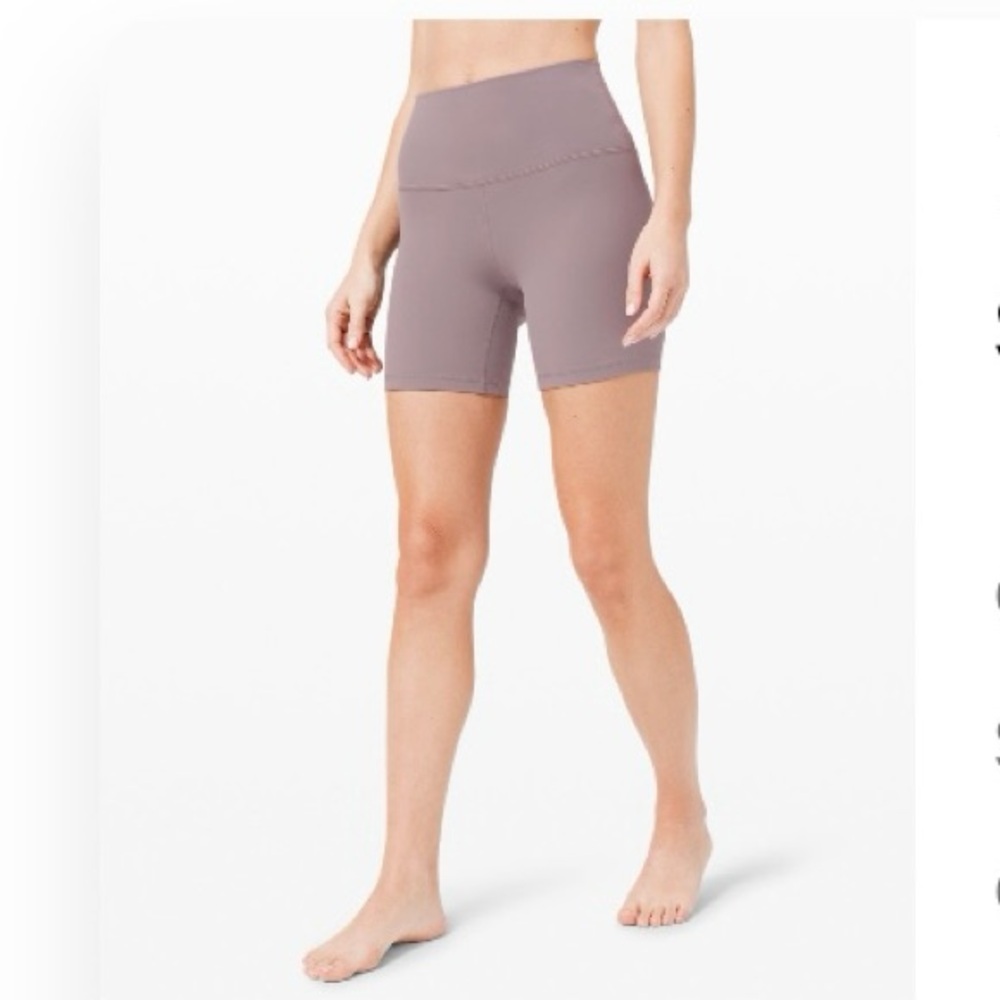 lululemon Align™ High-Rise
Short 6"